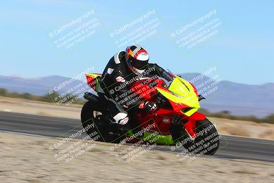 media/Jan-13-2024-SoCal Trackdays (Sat) [[9c032fe5aa]]/Turn 14 Inside (150pm)/